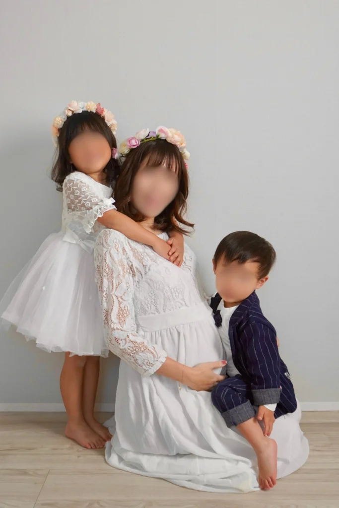 姉と兄と一緒に撮ったマタニティフォト